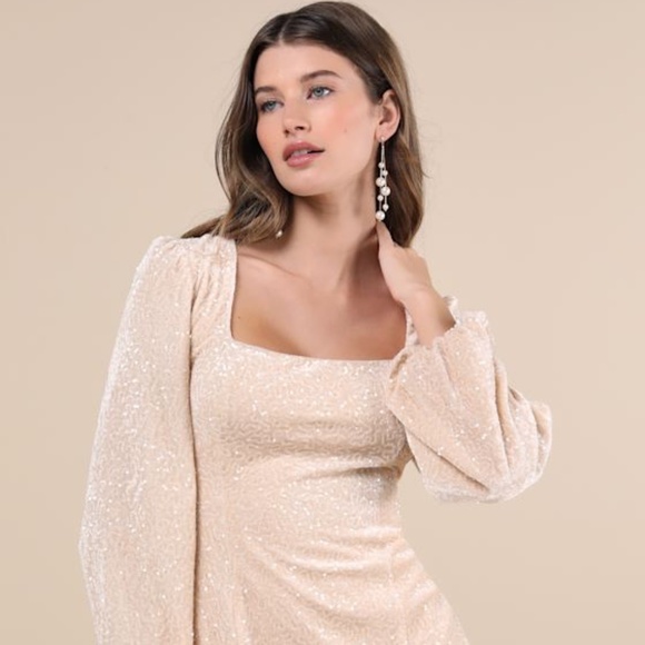 Lulus Precise Radiance Beige Velvet Sequin Long Sleeve Mini Dress - Size L - Picture 1 of 1
